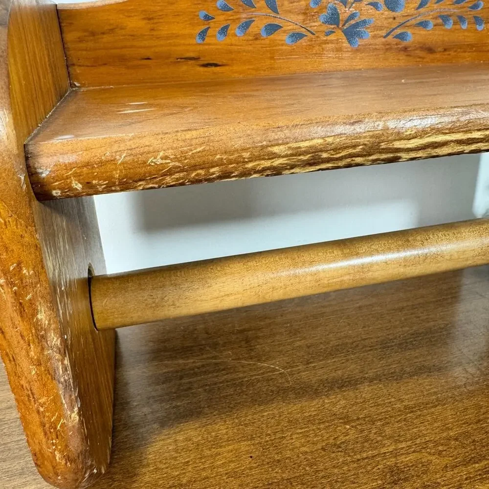 Vintage Pfaltzgraff Yorktowne Wood Paper Towel Holder Shelf Countertop USA
